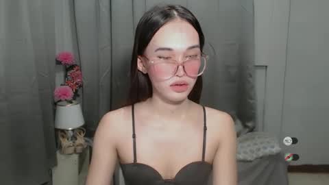 slutty_jas online show from January 3, 2025, 4:29 am