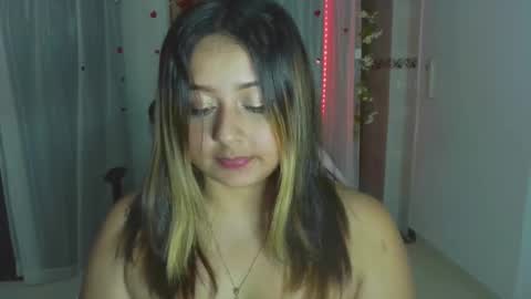 sofi_cuttee online show from December 2, 2024, 7:08 pm