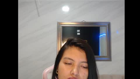 sofi_salomon_b online show from January 7, 2025, 7:49 pm