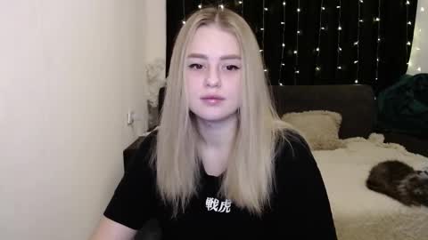 sofia_rosemary online show from December 11, 2024, 11:14 am