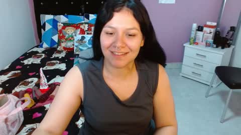 sonialatin69 online show from December 15, 2024, 12:13 pm