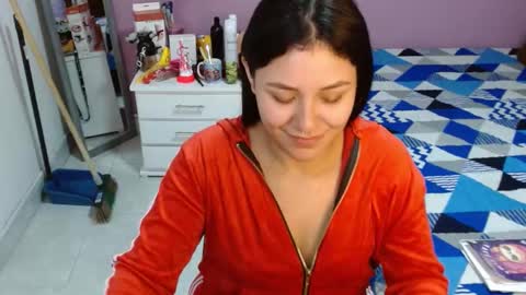 sonialatin69 online show from November 25, 2024, 4:08 pm