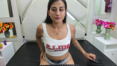 sophi_hardd online show from January 9, 2025, 7:21 pm