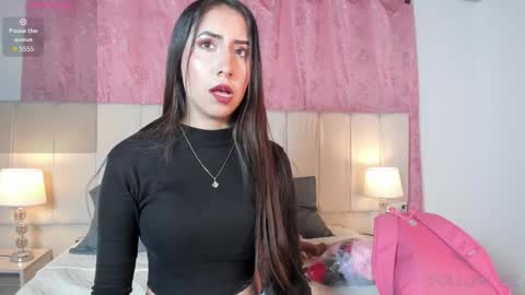 sophi_thaylor online show from December 11, 2024, 12:50 pm