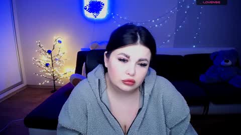 sophia__olsen online show from November 24, 2024, 6:35 am