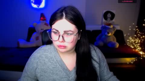 sophia__olsen online show from December 10, 2024, 6:04 am