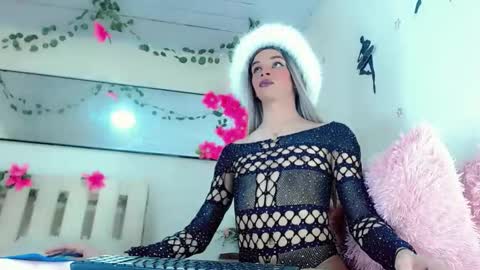 sophie_miaa online show from December 16, 2024, 9:04 pm