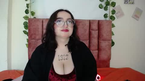 sophie_swe online show from January 20, 2025, 12:52 pm