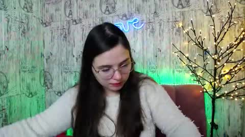 sophiedreamss online show from January 12, 2025, 8:20 am