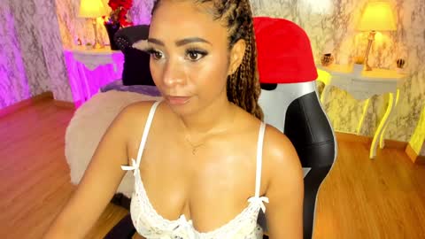 Amelia      GTM-5 817       IG Spicychoco am online show from January 9, 2025, 1:34 pm