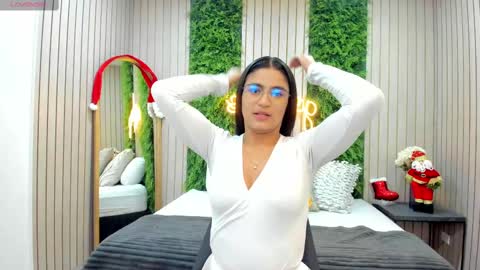 Stefania online show from December 26, 2024, 12:30 pm