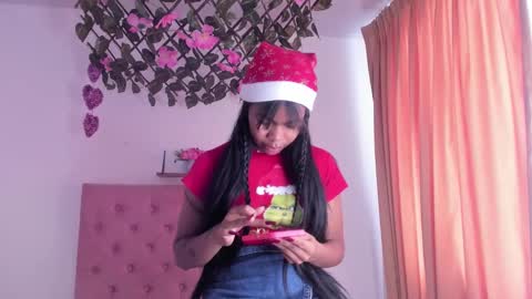 Stefanny online show from December 24, 2024, 12:46 pm