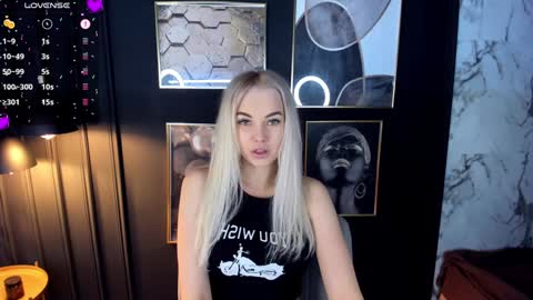 Stephanie Sea online show from November 20, 2024, 1:47 pm