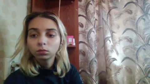 sunny__sue online show from December 3, 2024, 7:40 am