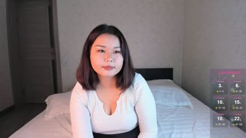 suran_babe online show from December 22, 2024, 1:05 pm