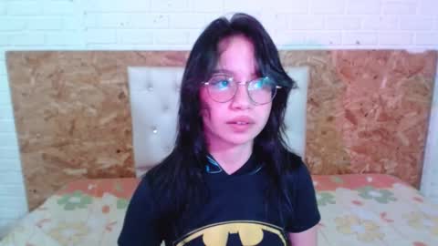 susana_petite420 online show from November 20, 2024, 6:01 am