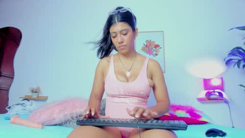 sussy__newlove online show from December 21, 2024, 8:41 pm