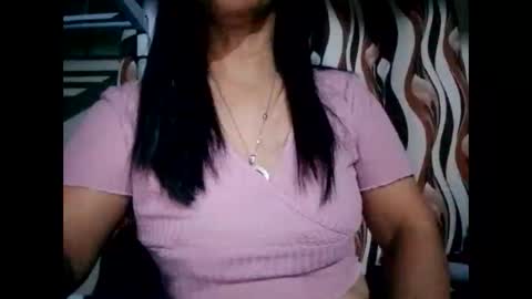 suzzie_hot online show from December 18, 2024, 8:32 pm