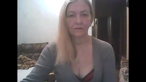 sweet4blonde67 online show from December 6, 2024, 3:08 am