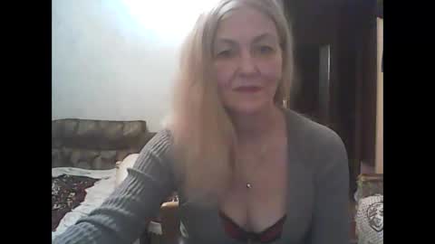 sweet4blonde67 online show from December 23, 2024, 8:36 pm