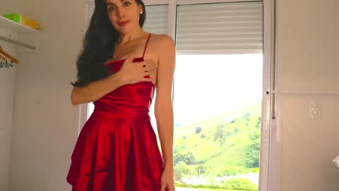 Bruna   - Live on Nov 10 - My wishlist  online show from December 25, 2024, 12:31 pm