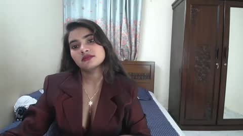 simran online show from January 4, 2025, 1:59 pm