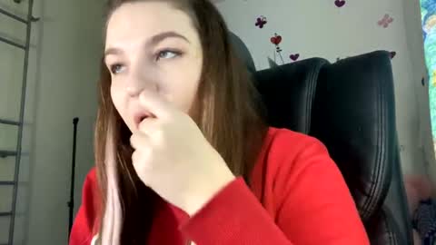 sweetalissa18 online show from December 3, 2024, 11:49 am