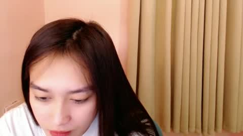 sweetleah_1998 online show from December 15, 2024, 1:09 am