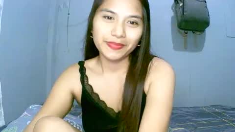 sweetlovelyasian online show from November 18, 2024, 1:34 pm