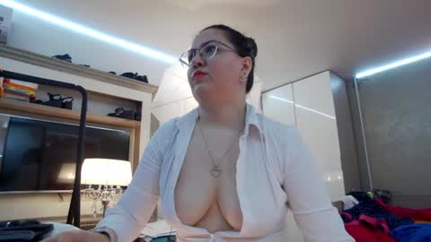 SweetRaisa online show from November 29, 2024, 10:09 pm