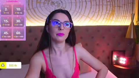 Bea Moan from LovenseWet from Tip MenuOpen for Private online show from December 22, 2024, 9:31 am