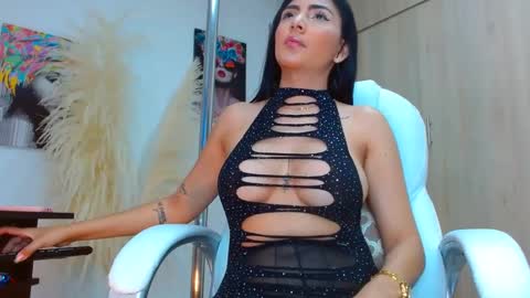 Taliana online show from November 29, 2024, 1:34 am