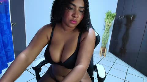 tammyjackson_11 online show from December 17, 2024, 3:27 pm