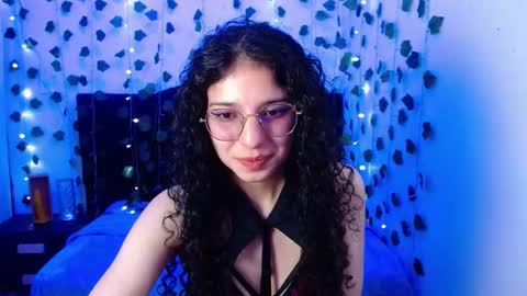 tatiana_79 online show from November 22, 2024, 6:22 pm