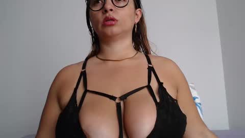 tatiana_monteros online show from November 28, 2024, 2:44 pm