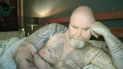 Tattooeddilf online show from November 12, 2024, 9:27 pm