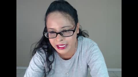 taylorlove696 online show from February 5, 2025, 1:40 pm