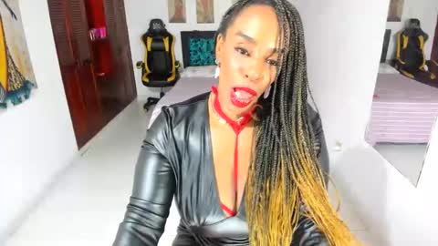 taylorslims online show from November 16, 2024, 4:47 pm