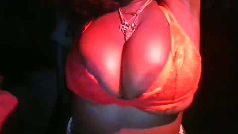 theebonybrownie online show from December 18, 2024, 6:05 am