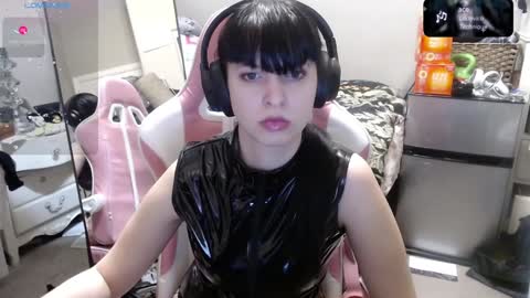   A Goth Chick   online show from January 19, 2025, 8:50 pm