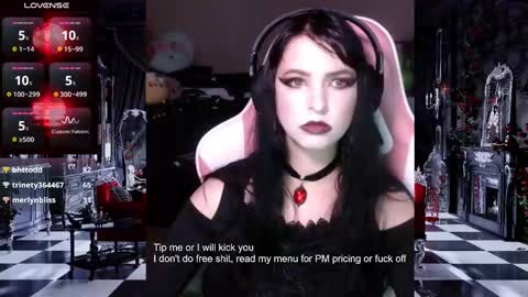   A Goth Chick   online show from December 18, 2024, 6:23 pm