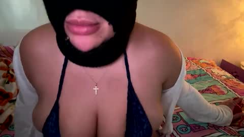 throatgoatblondie online show from January 4, 2025, 11:09 pm