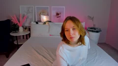 tiffany_roy online show from January 7, 2025, 2:55 am