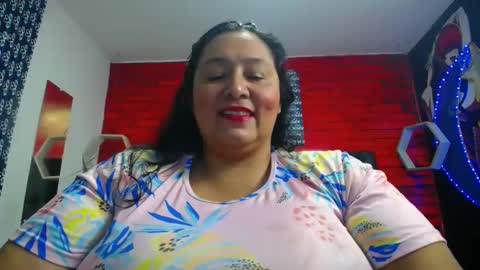 TISTMATURE online show from November 19, 2024, 1:08 pm