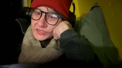 tomboy_titties online show from January 8, 2025, 6:02 am