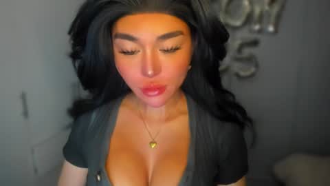 ALMIGHTY GODDESS VALENTINA online show from January 2, 2025, 2:44 am