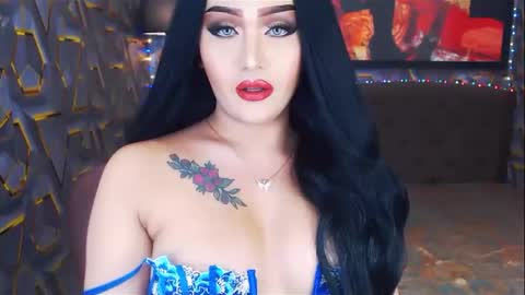 KYLIE BELLA  TS online show from January 18, 2025, 7:04 pm