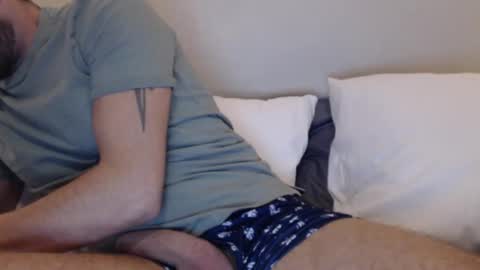 TravisWylde19 online show from November 15, 2024, 12:57 am