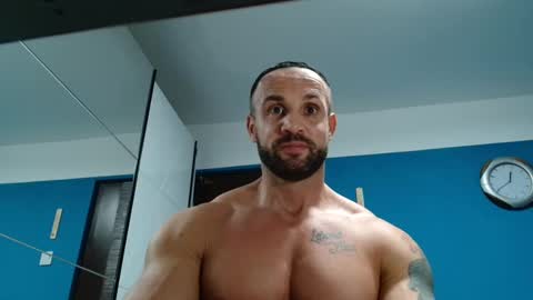 tridentmuscles online show from December 27, 2024, 10:39 pm