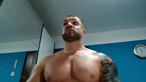 tridentmuscles online show from January 9, 2025, 9:30 pm